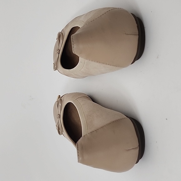 Vionic Minna Ballet Flat Beige Suede with Leather Toe and Heel Size 6 - Picture 4 of 14